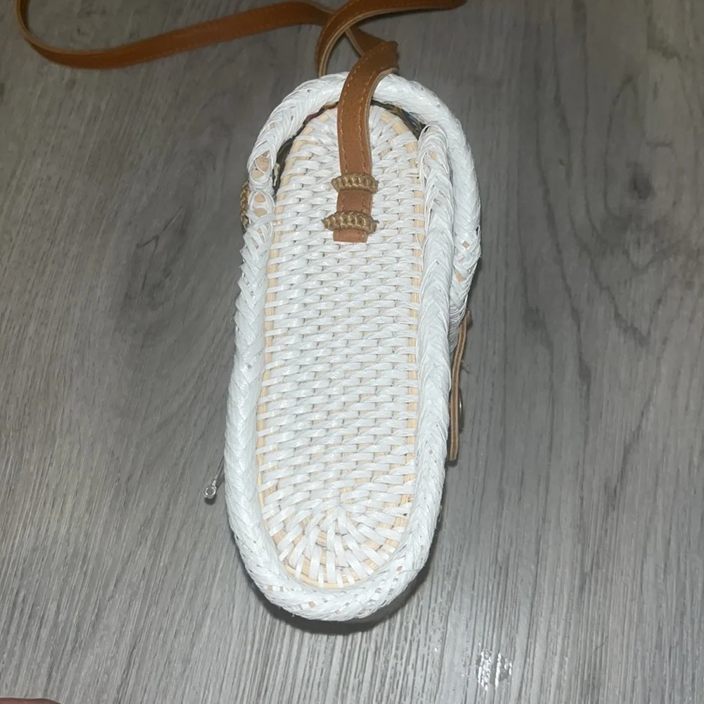 Kiera Mimi Ratan Cell Phone Carrier Cross body NWOT